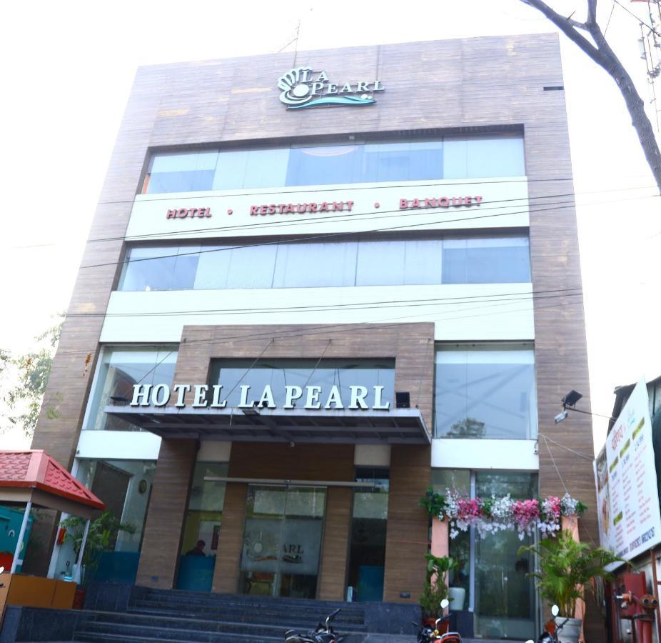 Hotel La Pearl Naiapura Екстер'єр фото
